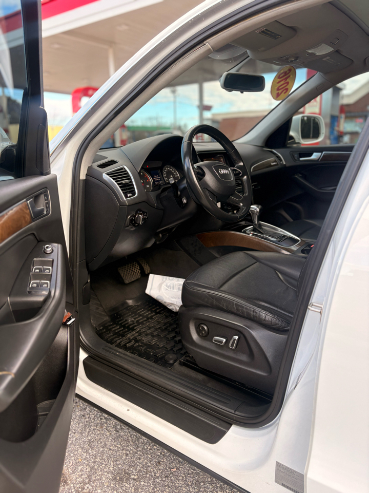 Audi Q5 2.0T Premium quattro 2016