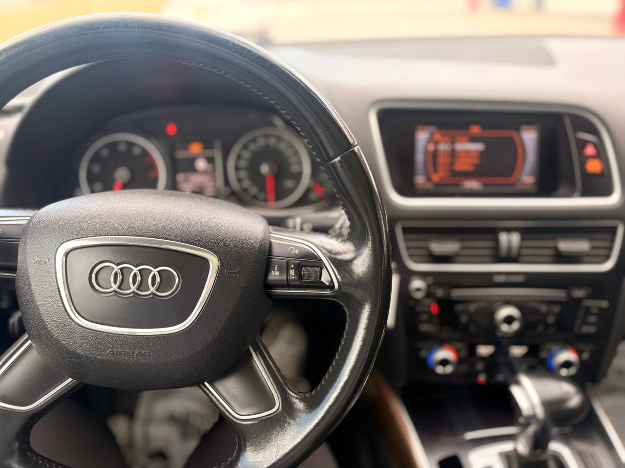 Audi Q5 2.0T Premium quattro 2016