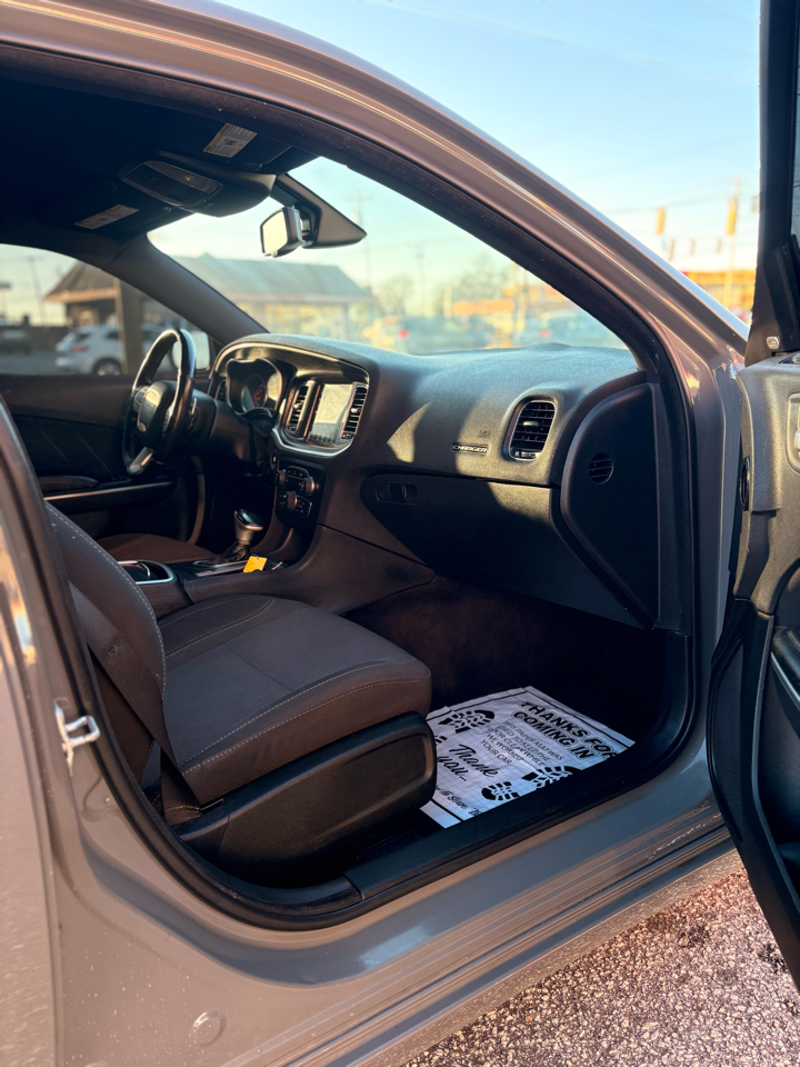 Dodge Charger 4dr Sdn R/T RWD 2017