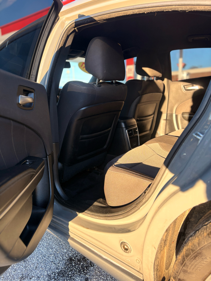 Dodge Charger 4dr Sdn R/T RWD 2017