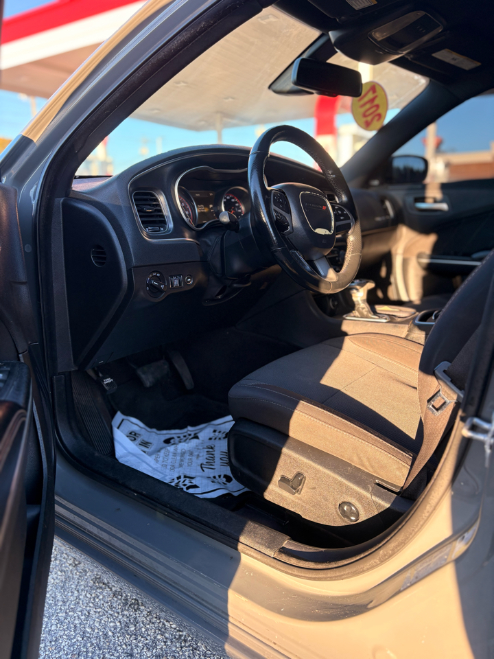 Dodge Charger 4dr Sdn R/T RWD 2017