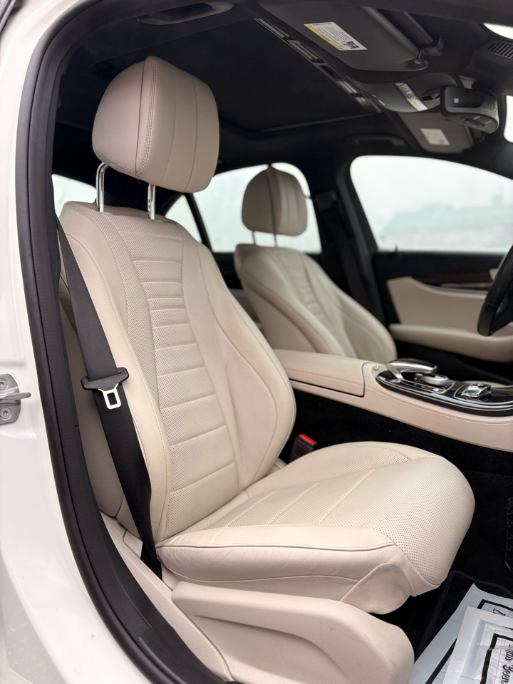 Mercedes-Benz E-Class E300 Luxury Sedan 2017