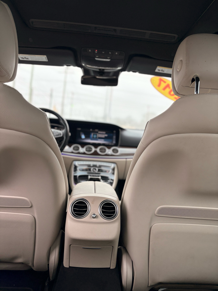 Mercedes-Benz E-Class E300 Luxury Sedan 2017