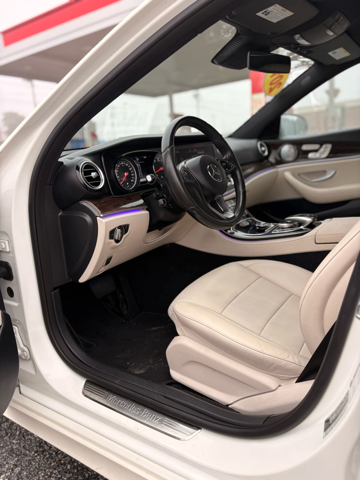Mercedes-Benz E-Class E300 Luxury Sedan 2017