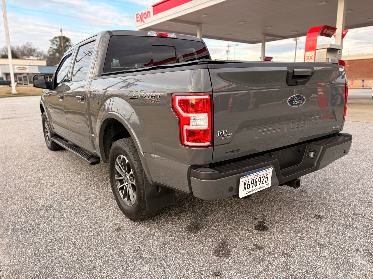 Ford F-150 XLT SuperCrew 5.5-ft. Bed 4WD 2018