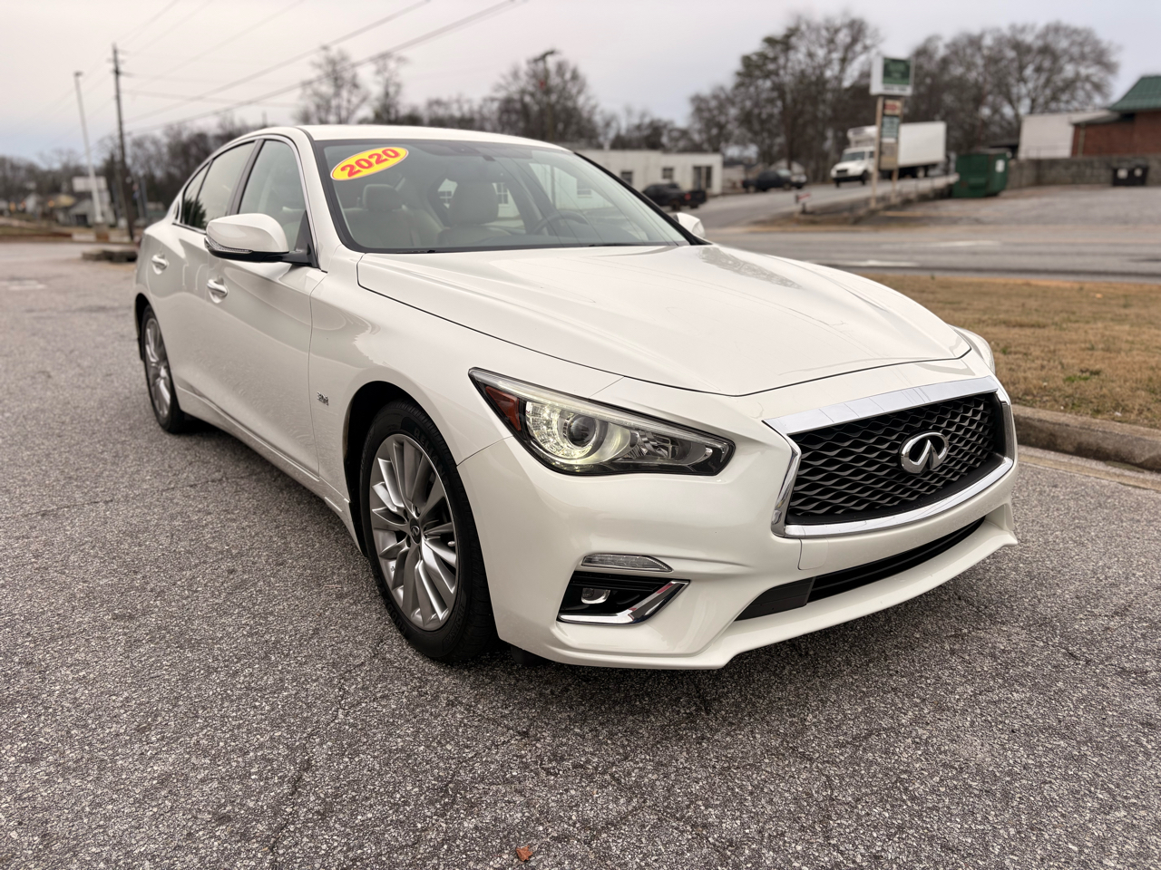 Infiniti Q50 3.0t LUXE 2020