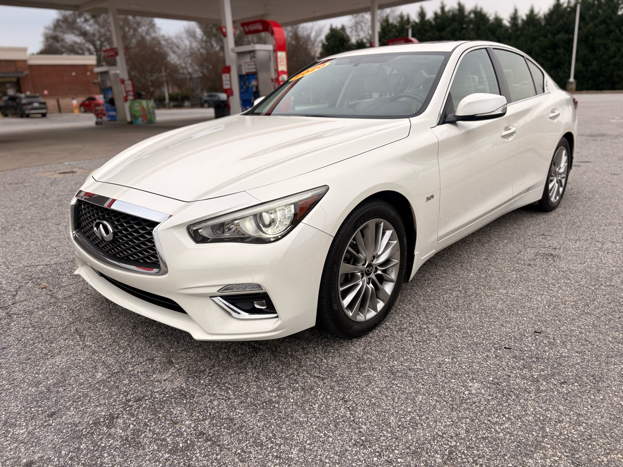 Infiniti Q50 3.0t LUXE 2020