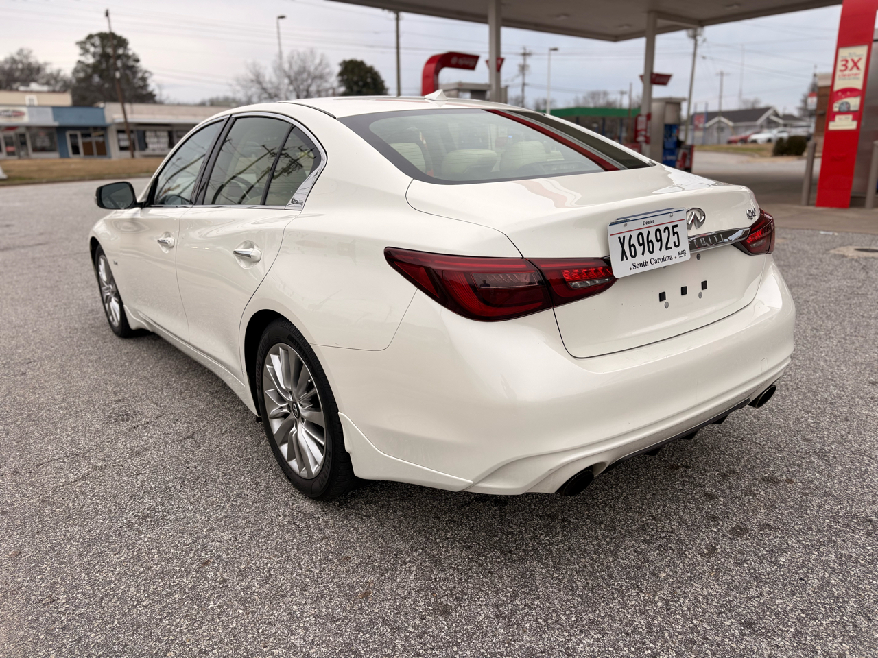Infiniti Q50 3.0t LUXE 2020