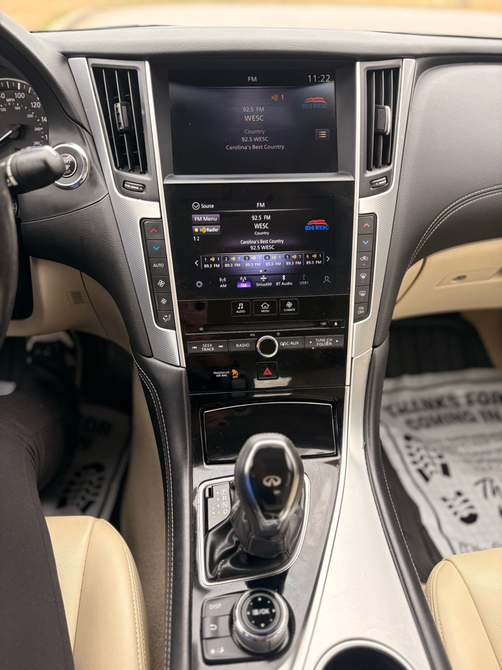 Infiniti Q50 3.0t LUXE 2020