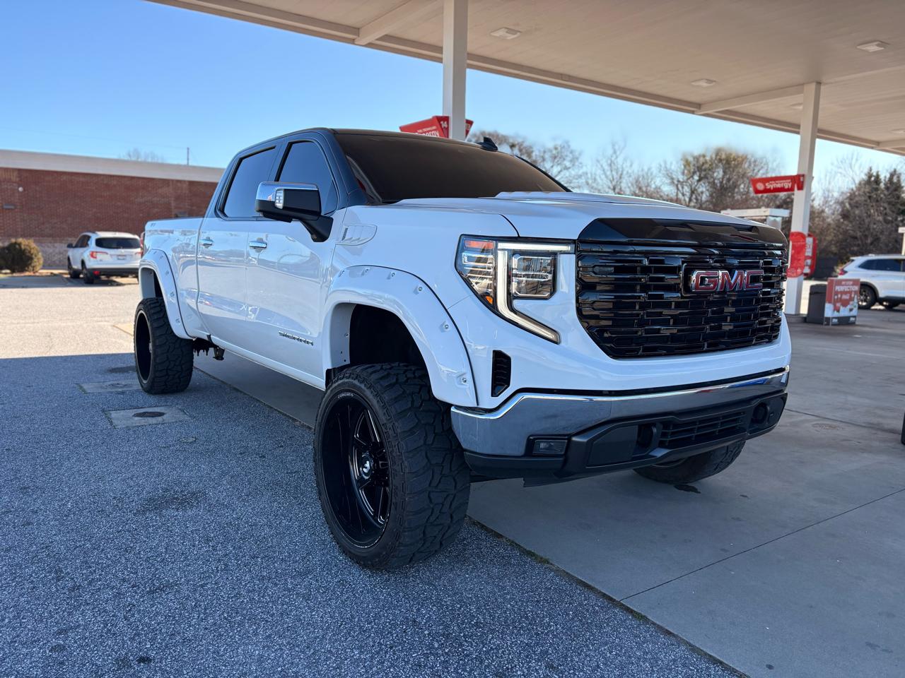 GMC Sierra 1500 SLT Crew Cab 4WD 2022