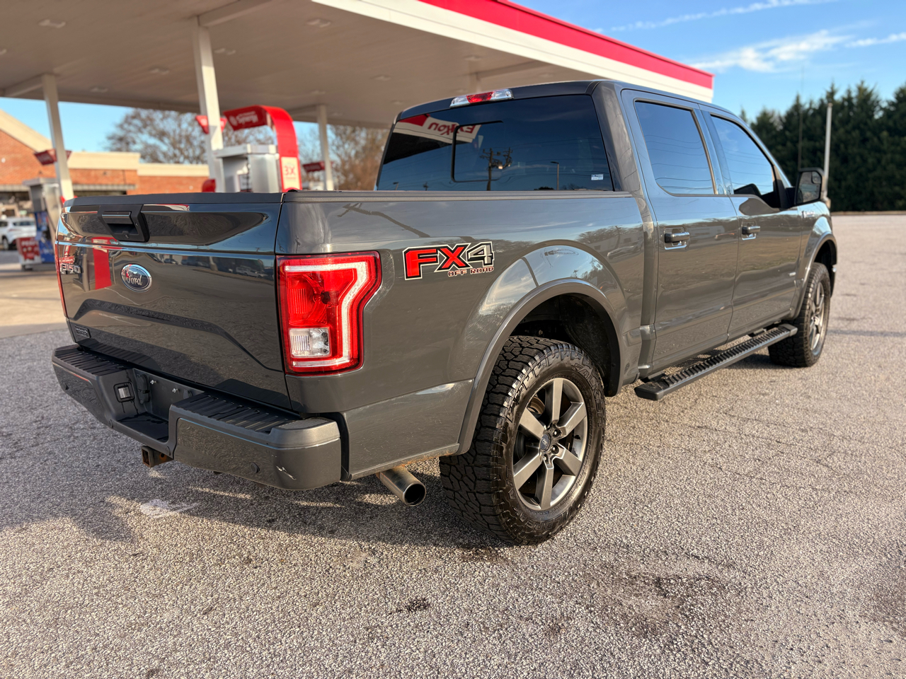 Ford F-150 Lariat SuperCrew 5.5-ft. Bed 4WD 2016