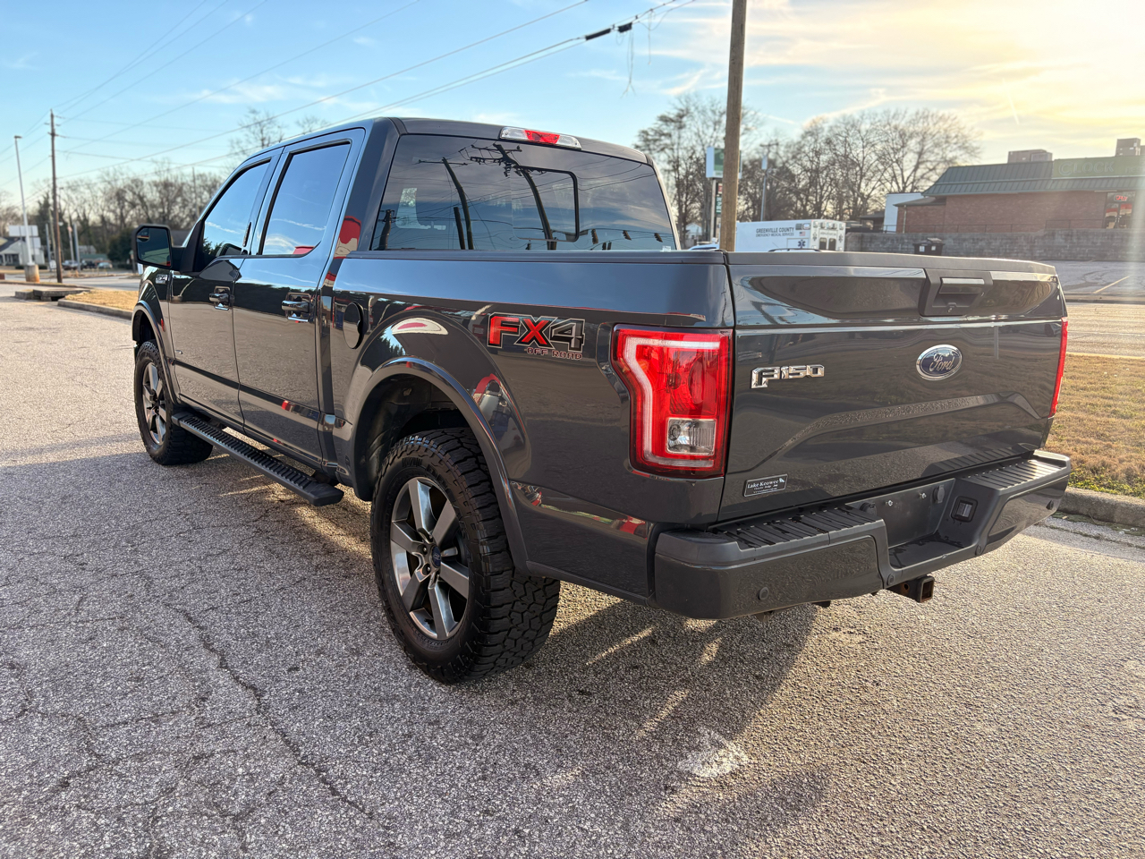 Ford F-150 Lariat SuperCrew 5.5-ft. Bed 4WD 2016