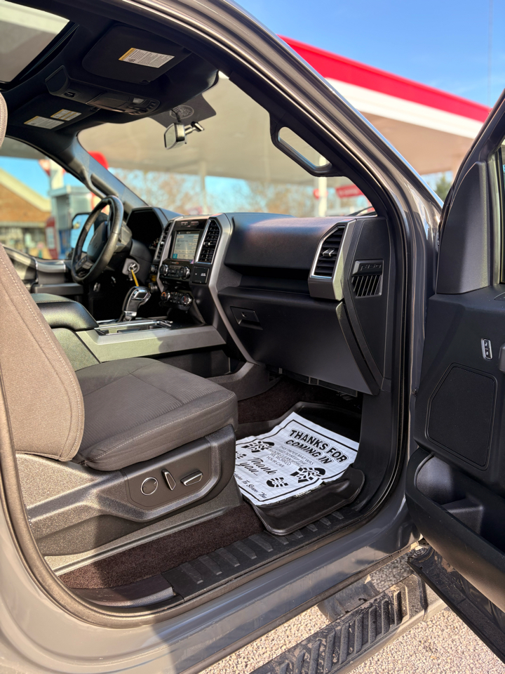 Ford F-150 Lariat SuperCrew 5.5-ft. Bed 4WD 2016