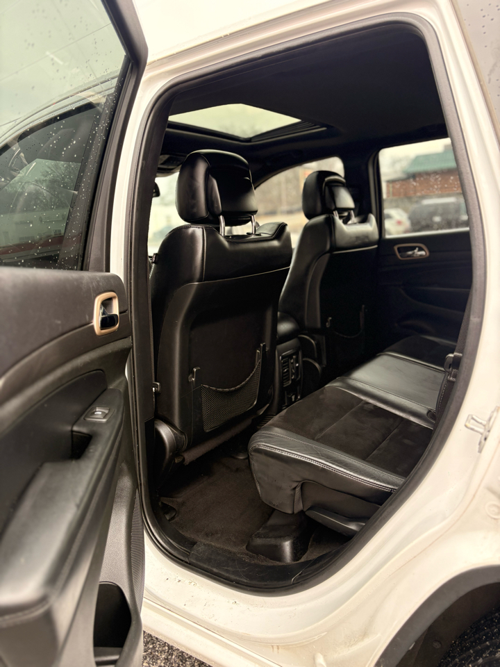 Jeep Grand Cherokee Laredo 2WD 2015