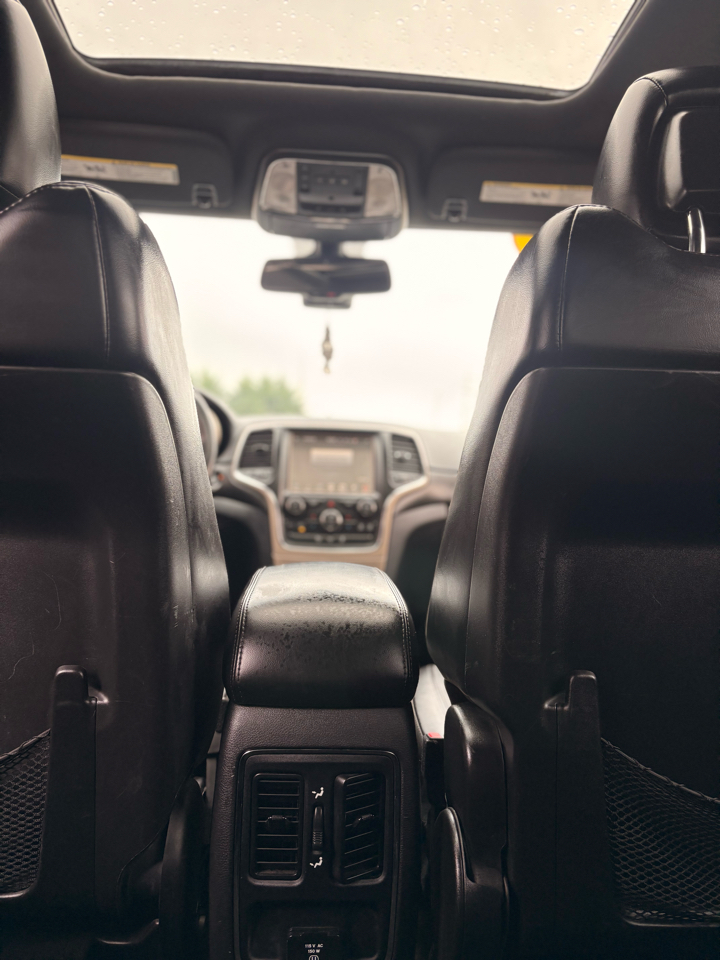 Jeep Grand Cherokee Laredo 2WD 2015