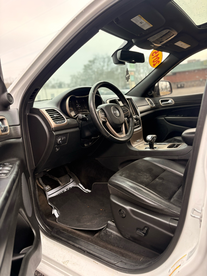 Jeep Grand Cherokee Laredo 2WD 2015