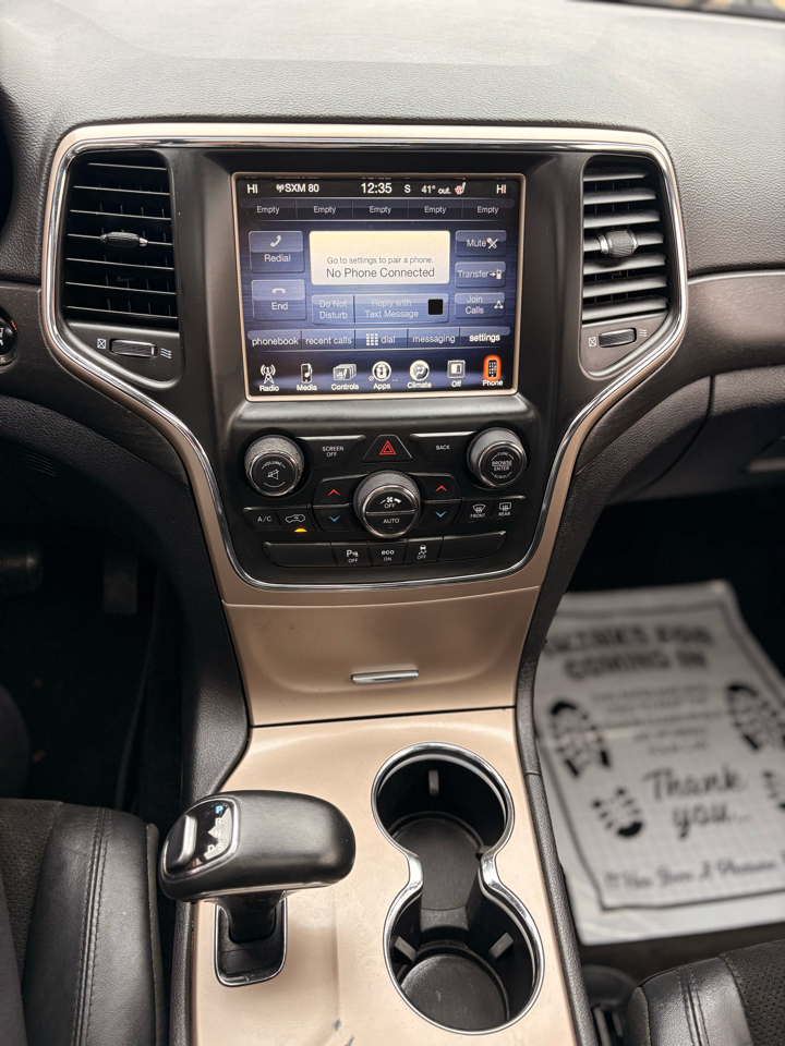 Jeep Grand Cherokee Laredo 2WD 2015