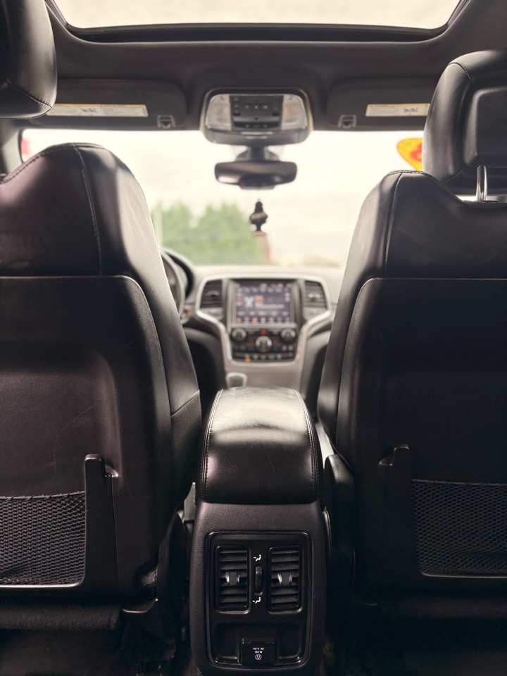 Jeep Grand Cherokee Laredo 4WD 2018