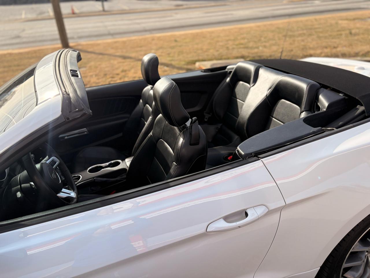 Ford Mustang GT convertible 2015