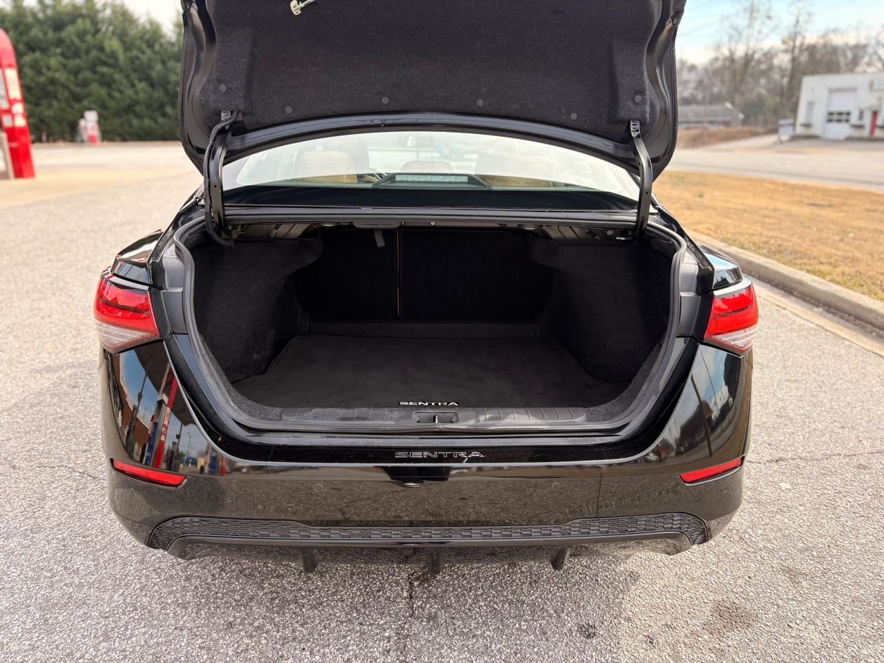 Nissan Sentra SV 2021