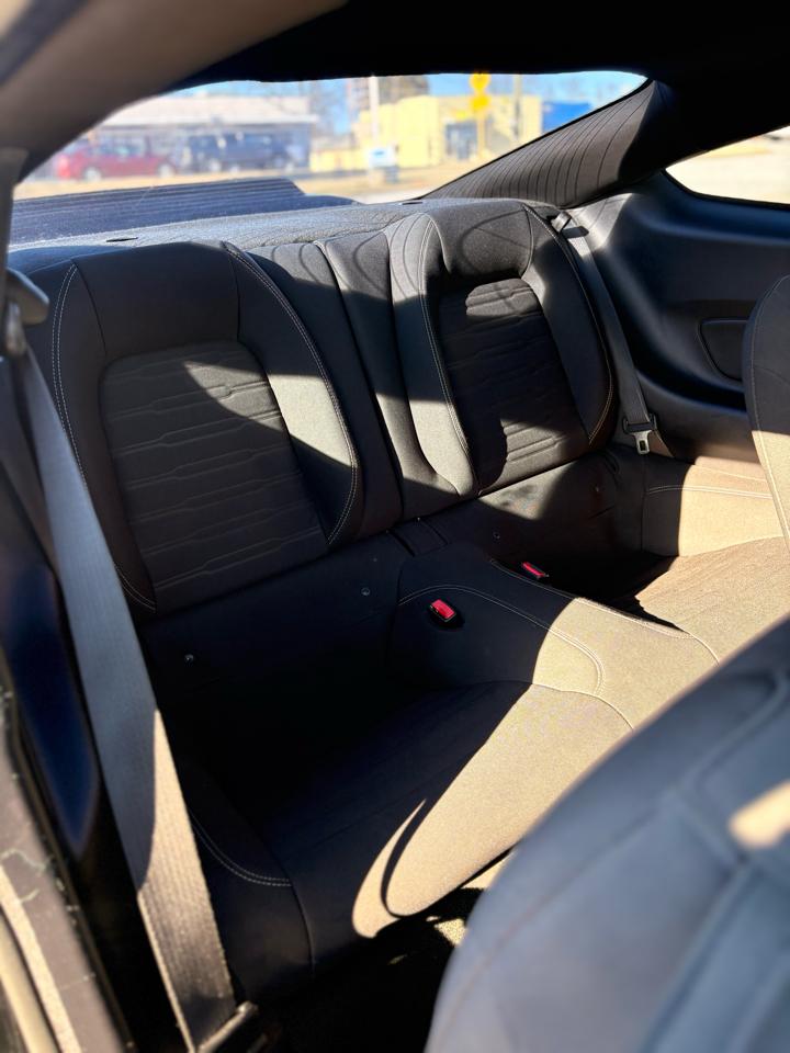 Ford Mustang GT Premium Coupe 2016