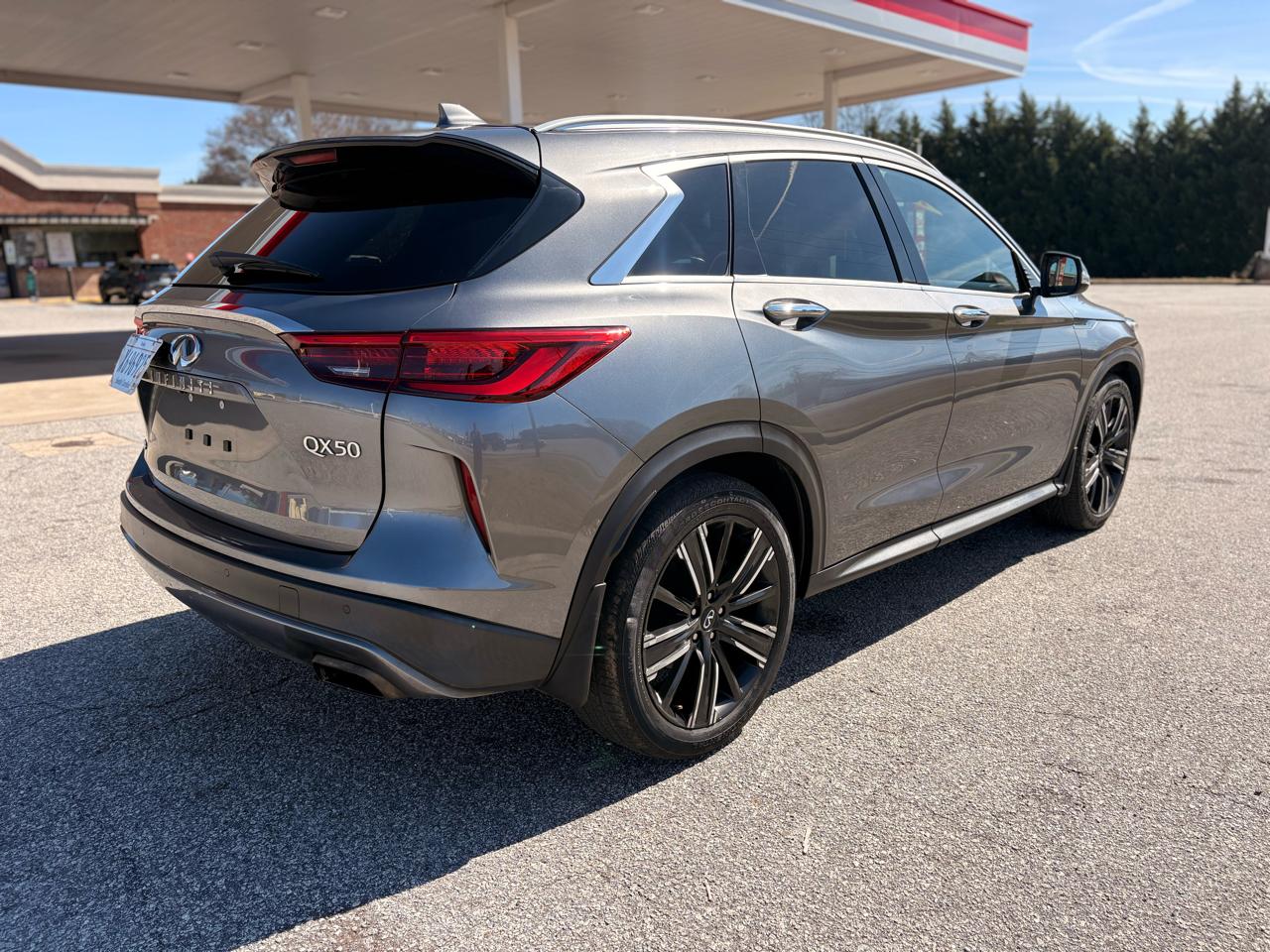 Infiniti QX50 LUXE AWD 2021