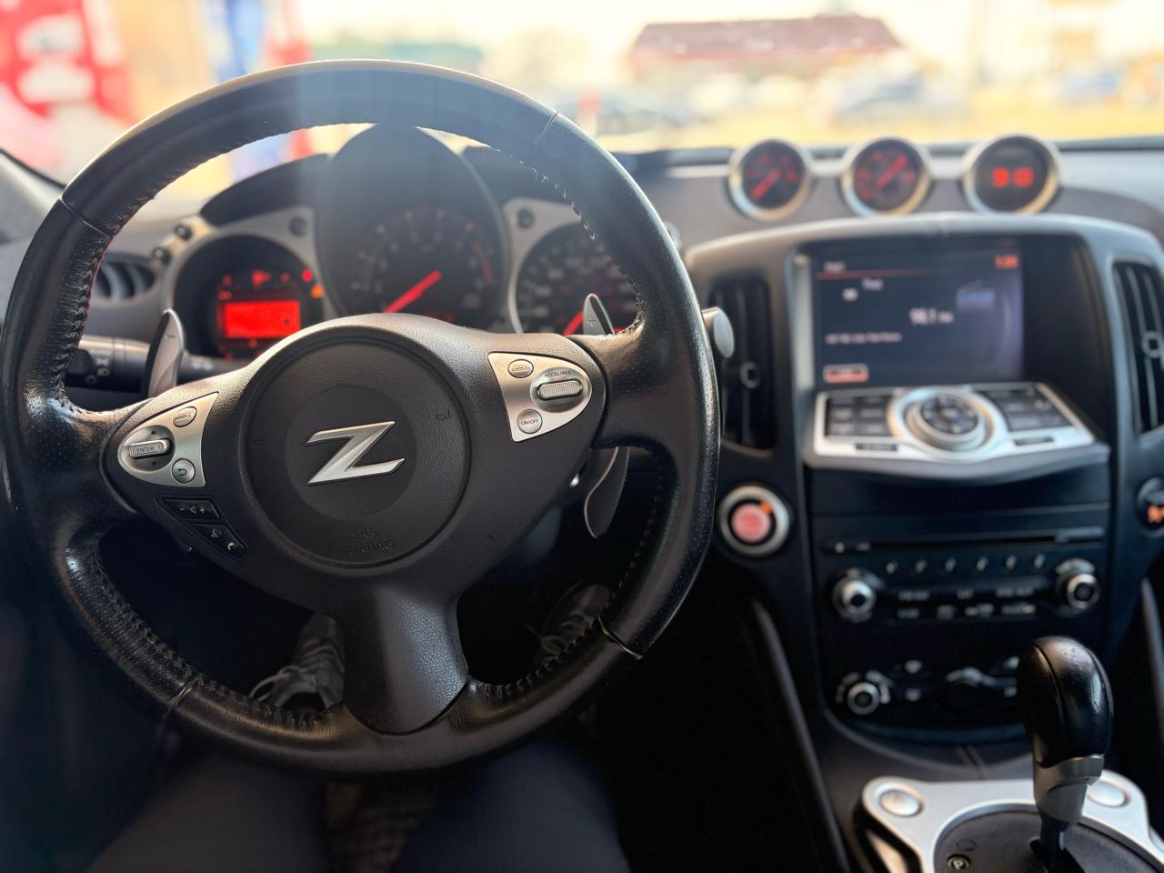 Nissan Z 370Z Coupe Touring 6MT 2015