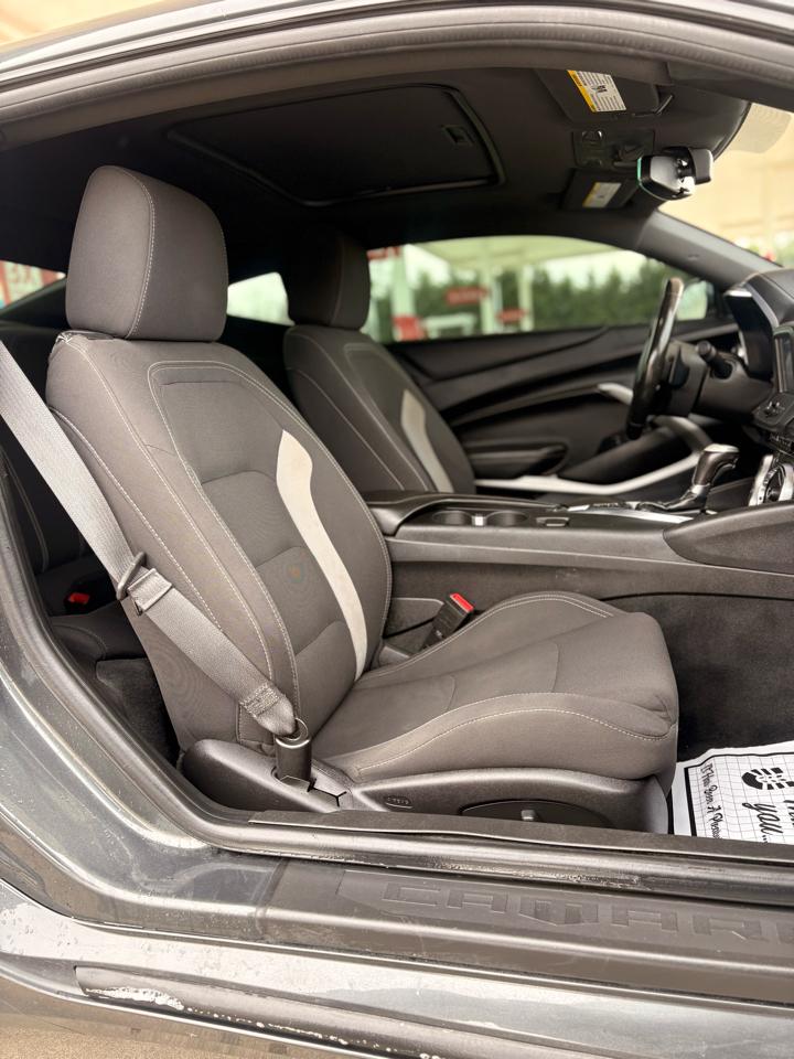 Chevrolet Camaro 1LT Coupe 8A 2018