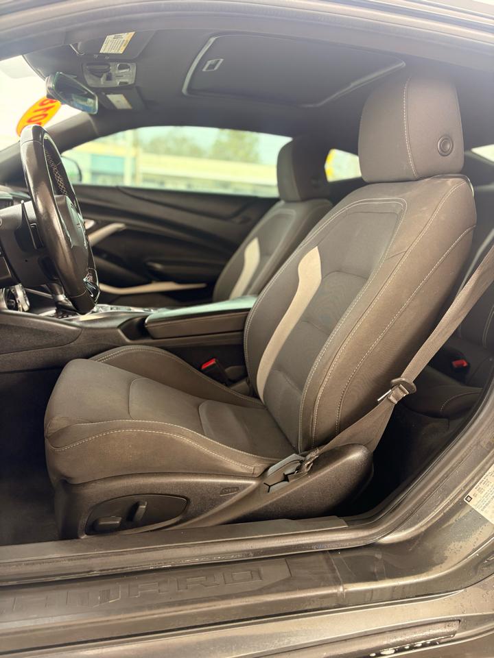 Chevrolet Camaro 1LT Coupe 8A 2018