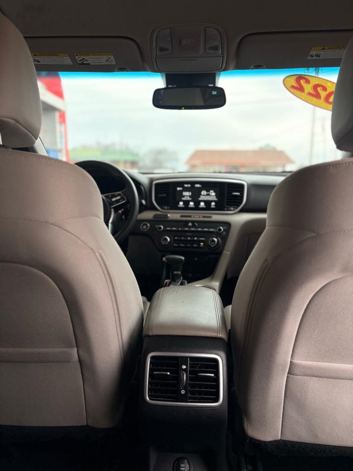 Kia Sportage LX FWD 2022