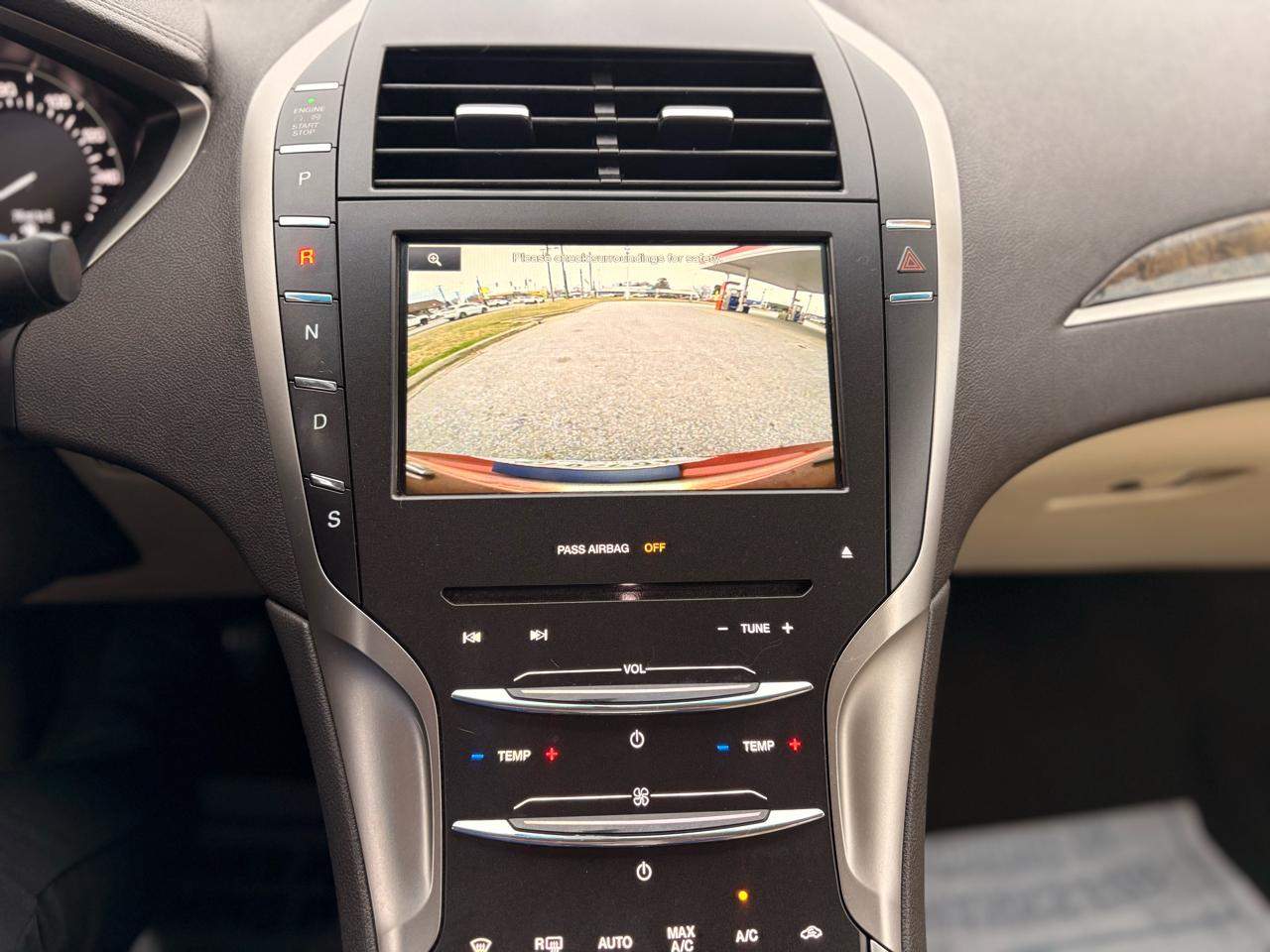 Lincoln MKZ FWD 2014