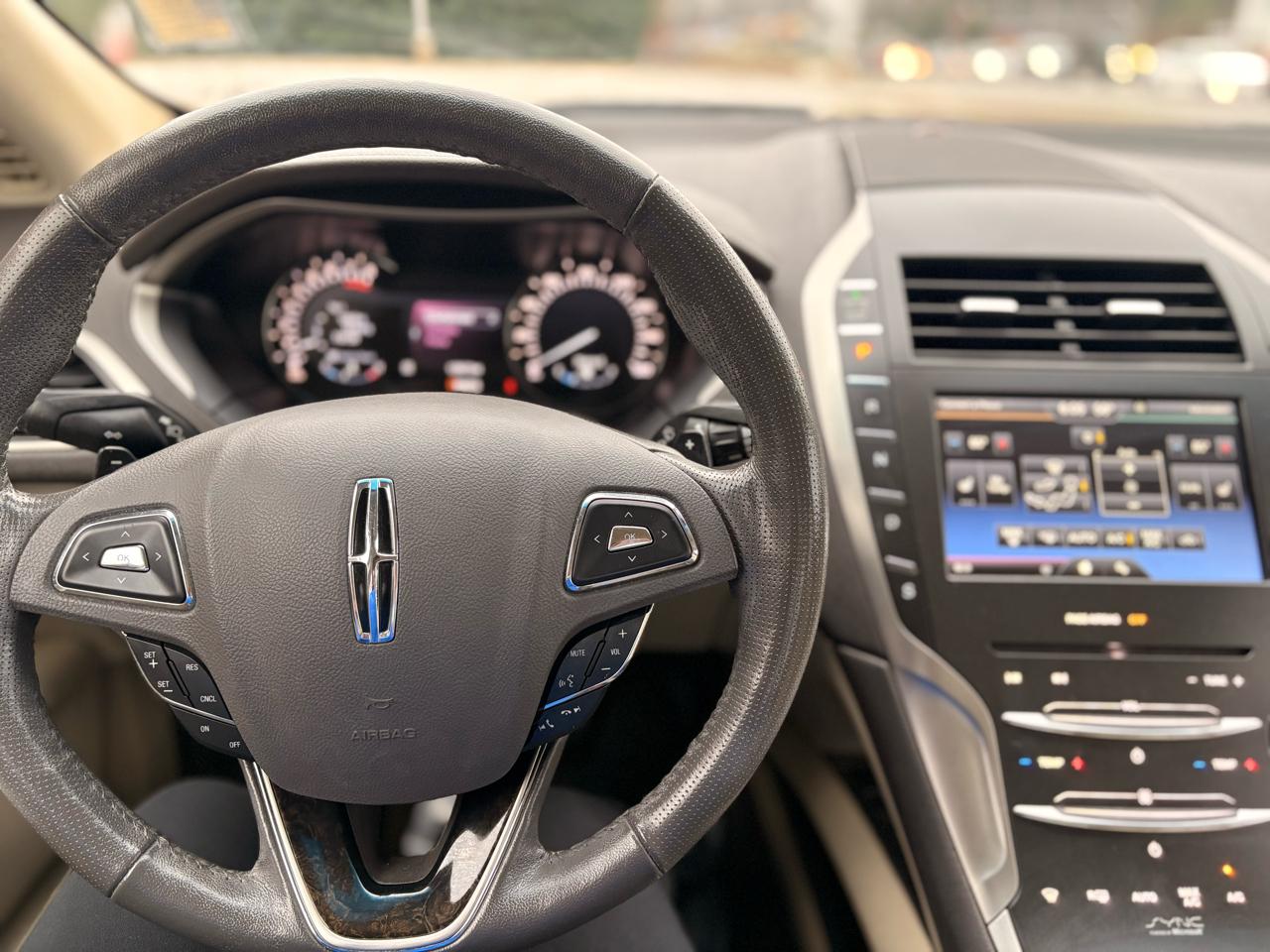 Lincoln MKZ FWD 2014