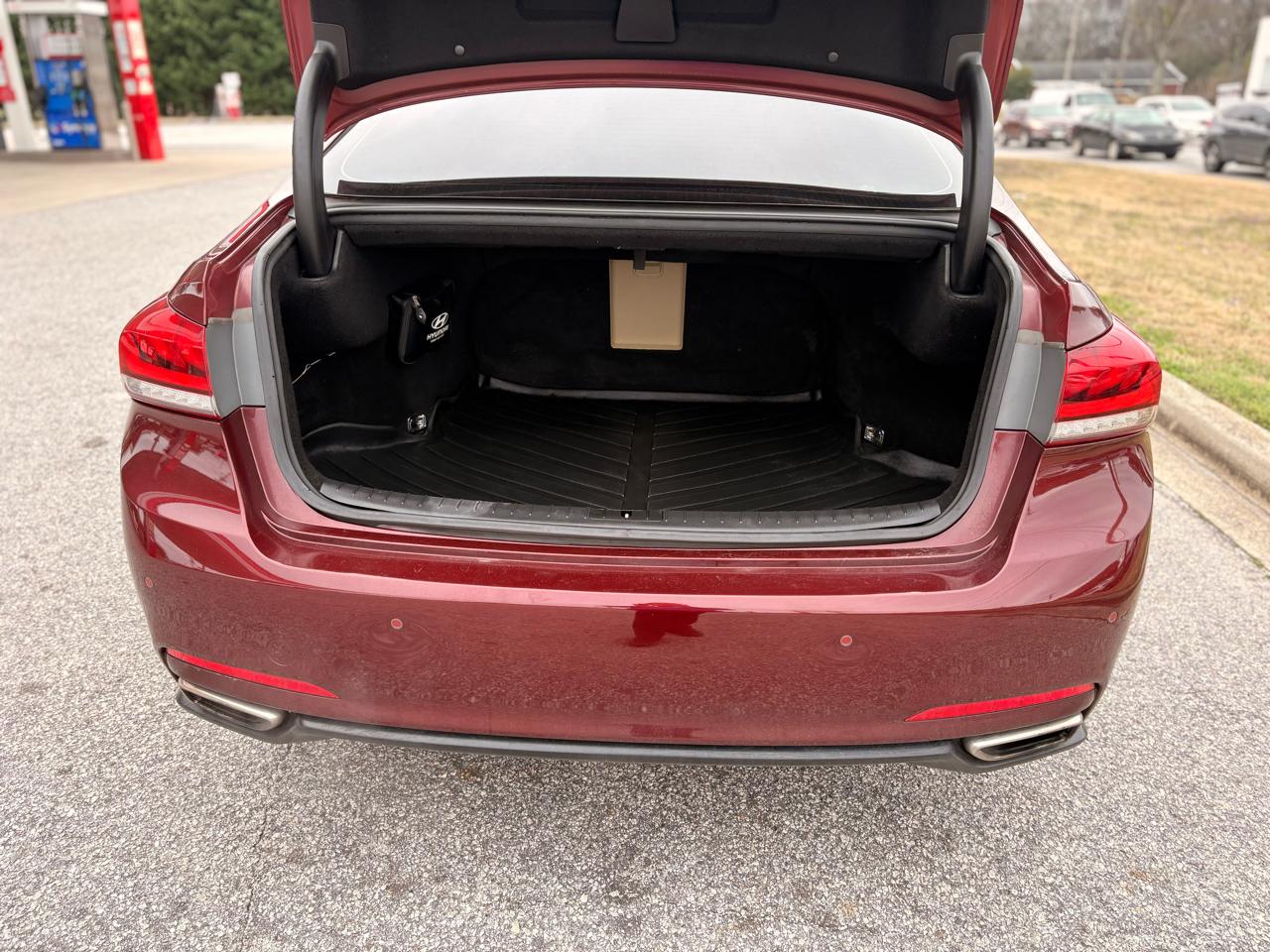 Hyundai Genesis 3.8L 2015