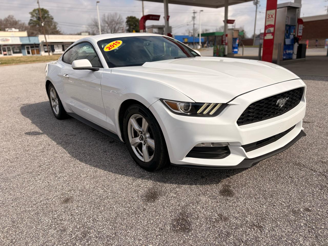 Ford Mustang V6 Coupe 2015