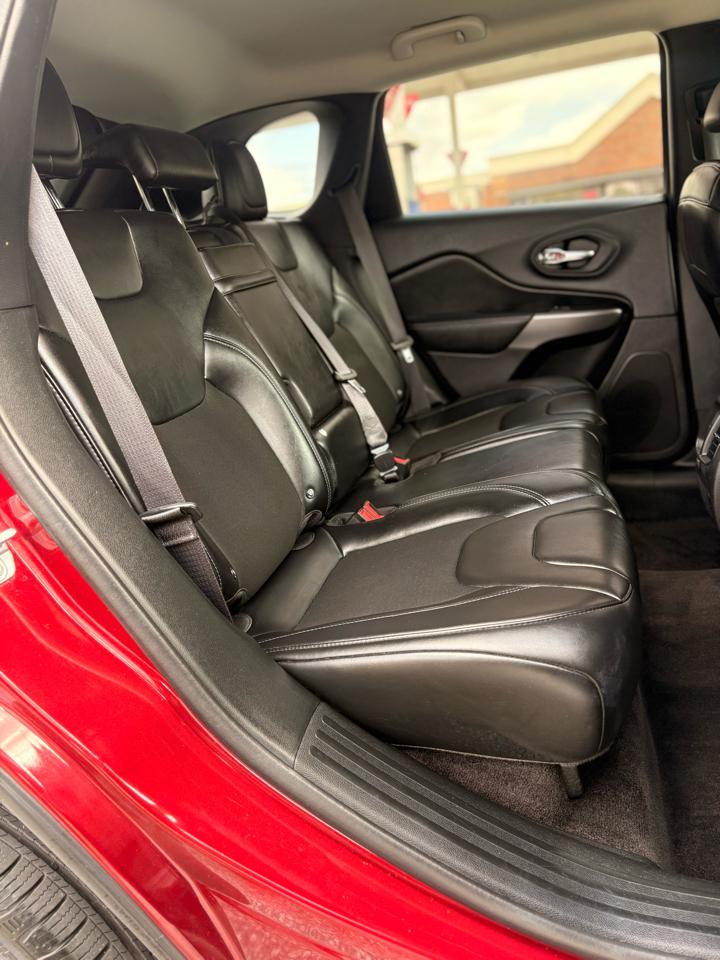 Jeep Cherokee Latitude Plus 4WD 2019