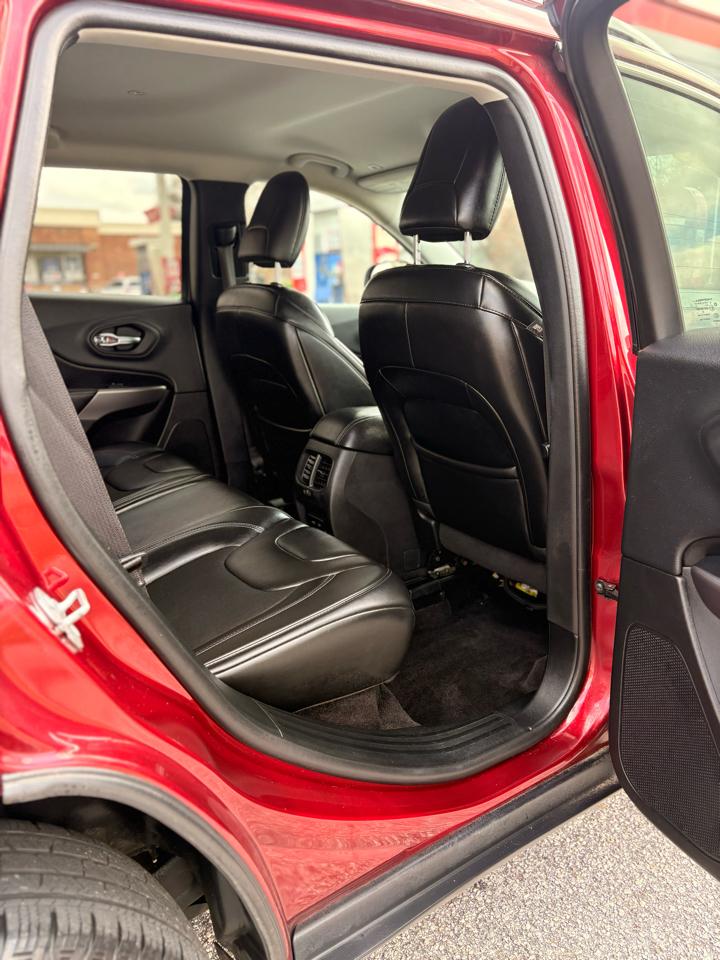 Jeep Cherokee Latitude Plus 4WD 2019