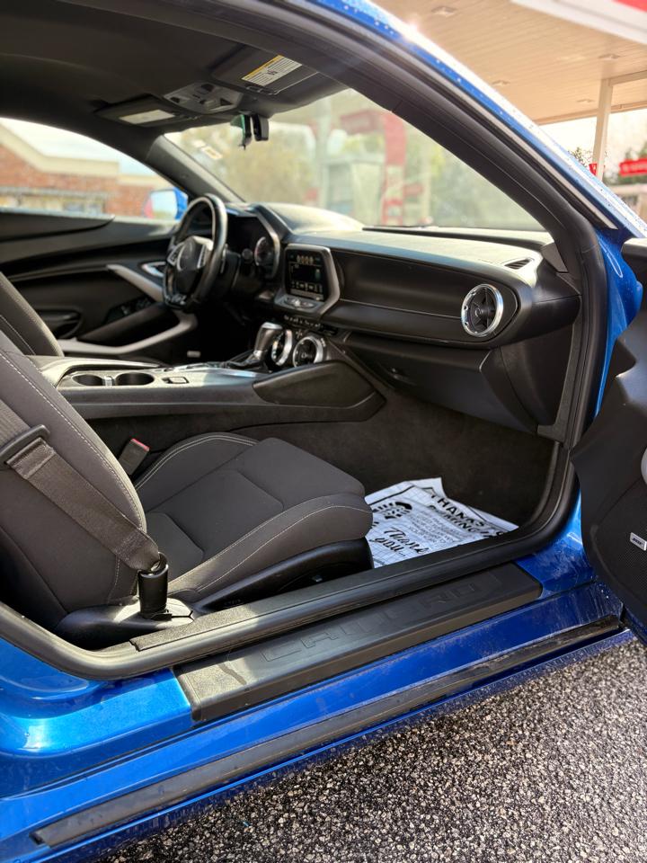 Chevrolet Camaro 1LT Coupe 8A 2018