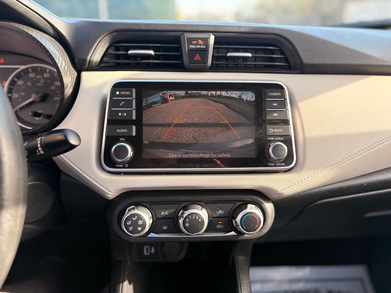 Nissan Versa 1.6 SV Sedan 2021