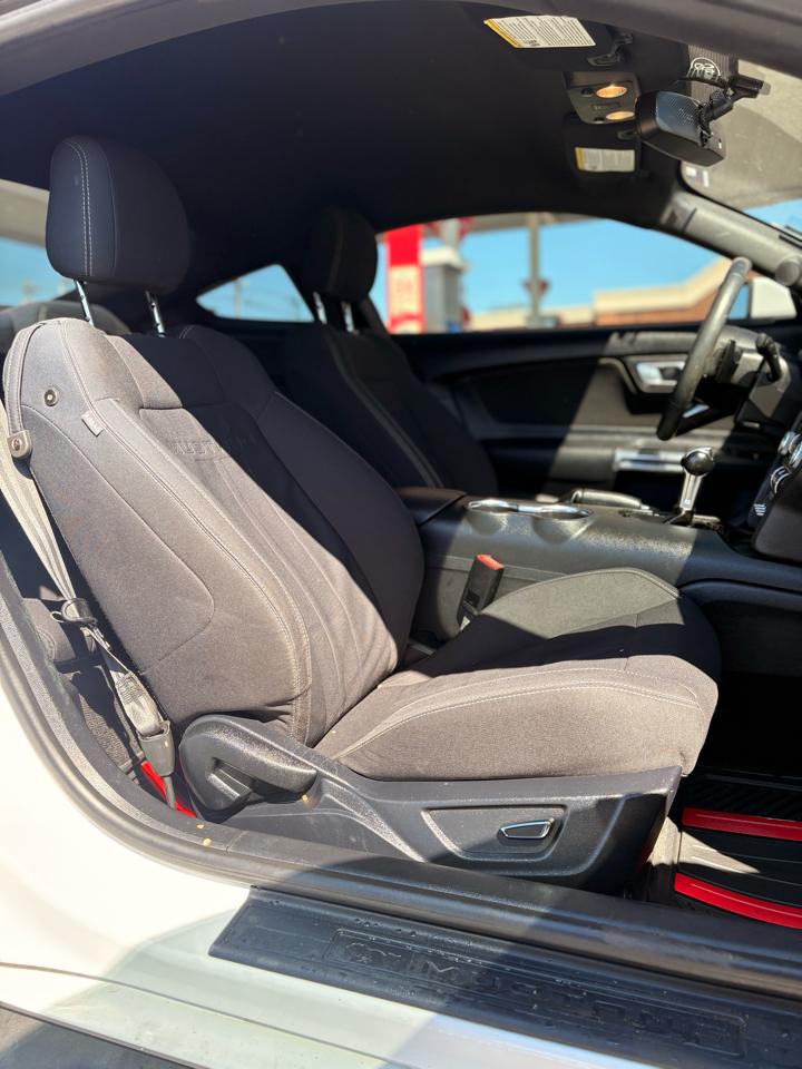 Ford Mustang EcoBoost Coupe 2018