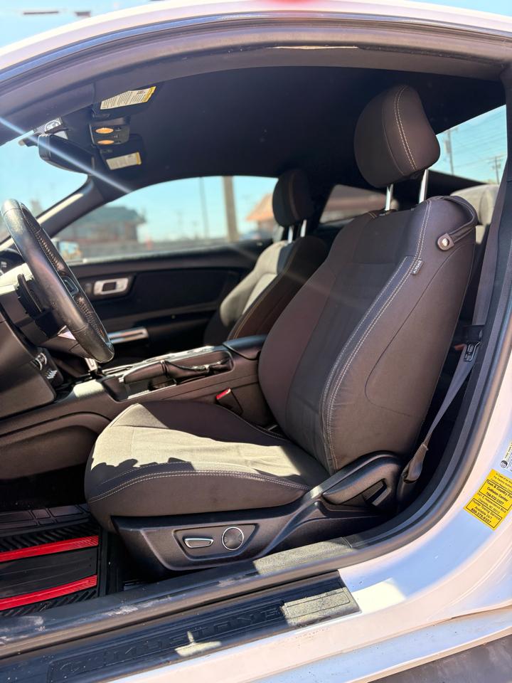 Ford Mustang EcoBoost Coupe 2018