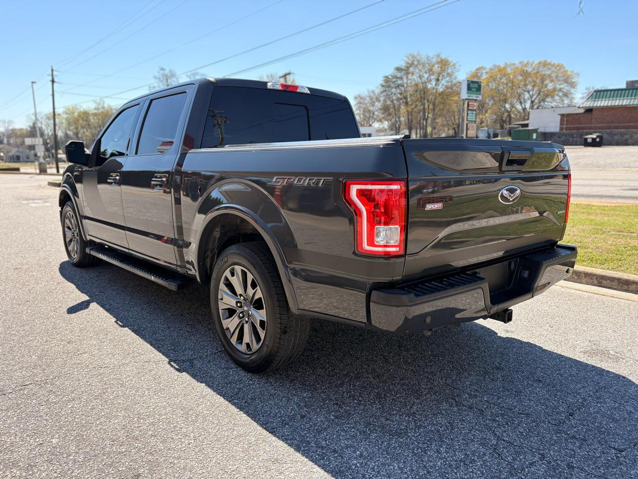 Ford F-150 XLT SuperCrew 5.5-ft. Bed 2WD 2016