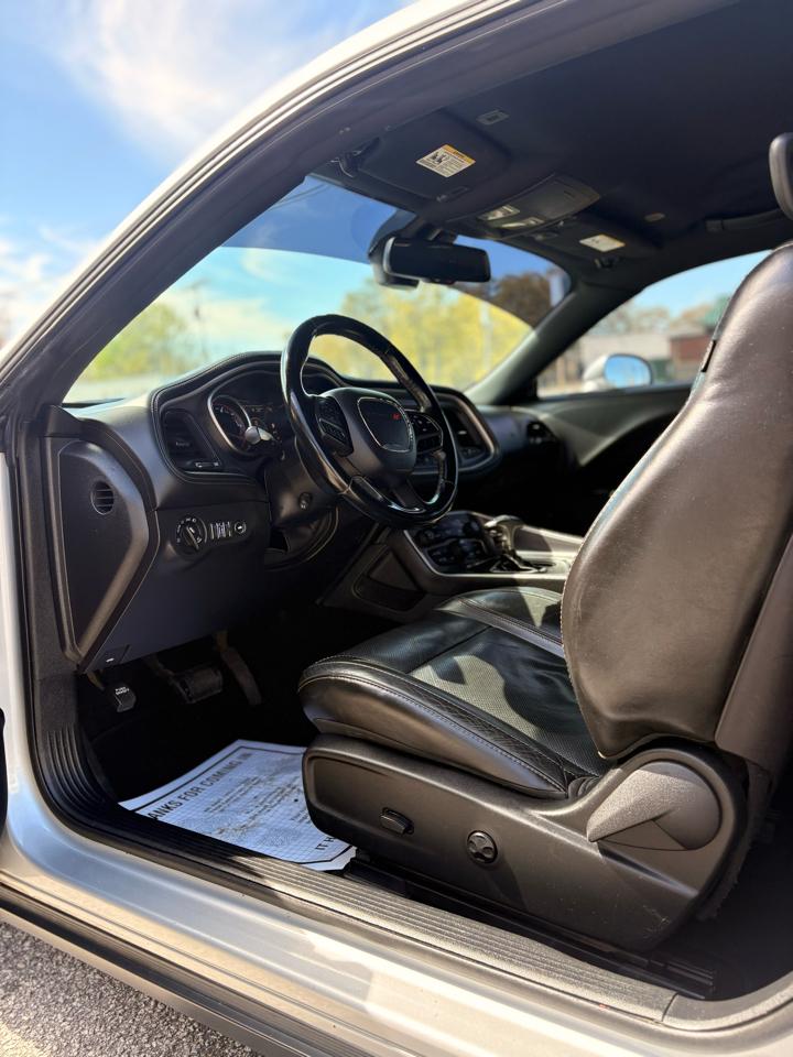 Dodge Challenger SXT 2020