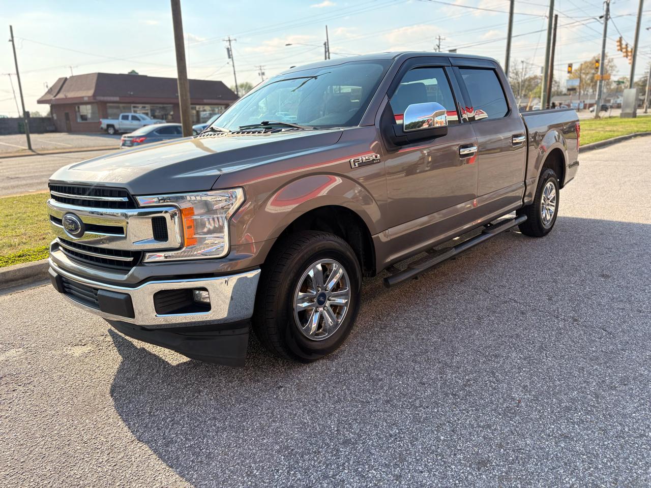 Ford F-150 XLT SuperCrew 5.5-ft. Bed 2WD 2018