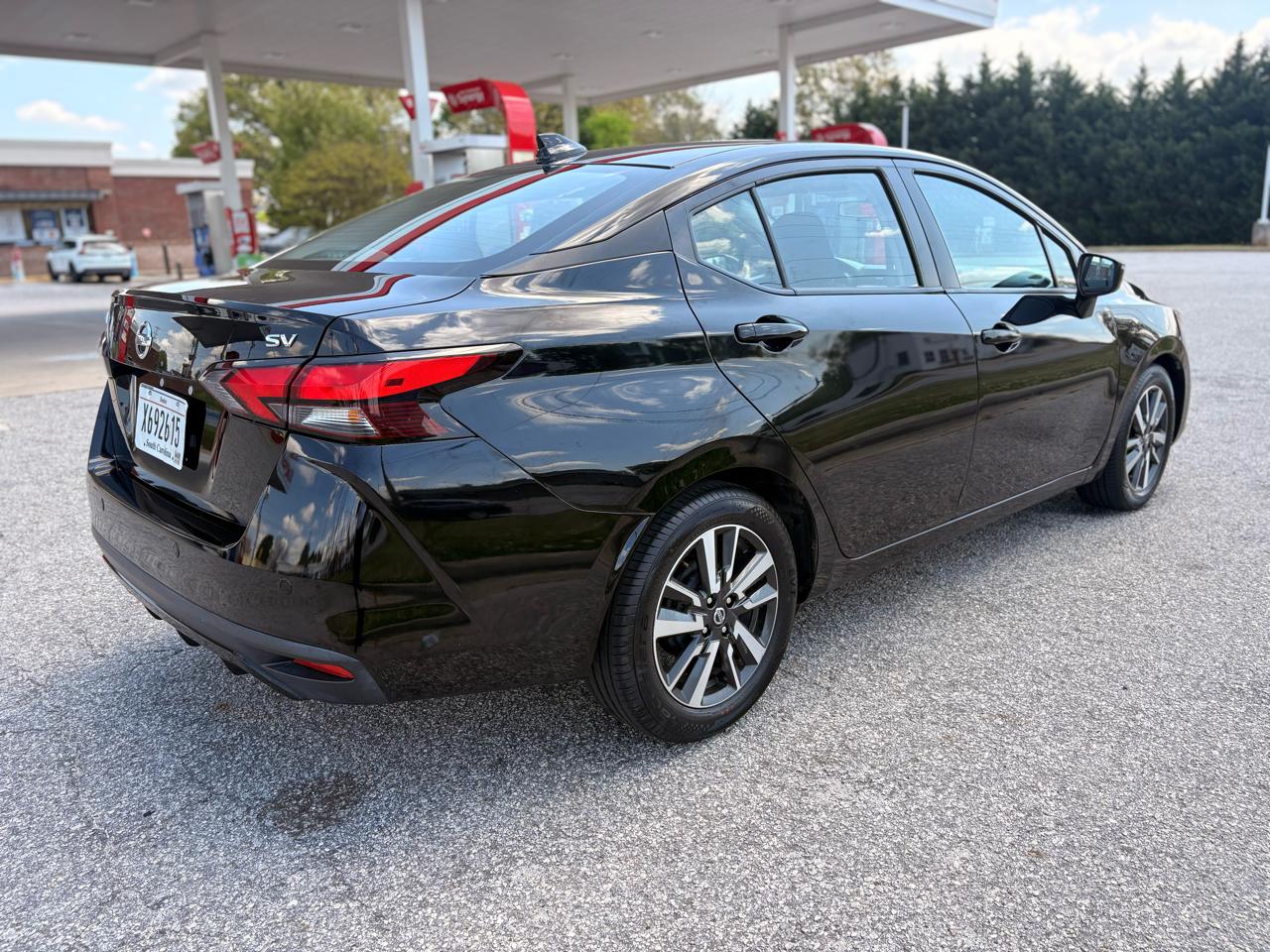 Nissan Versa SV 2021