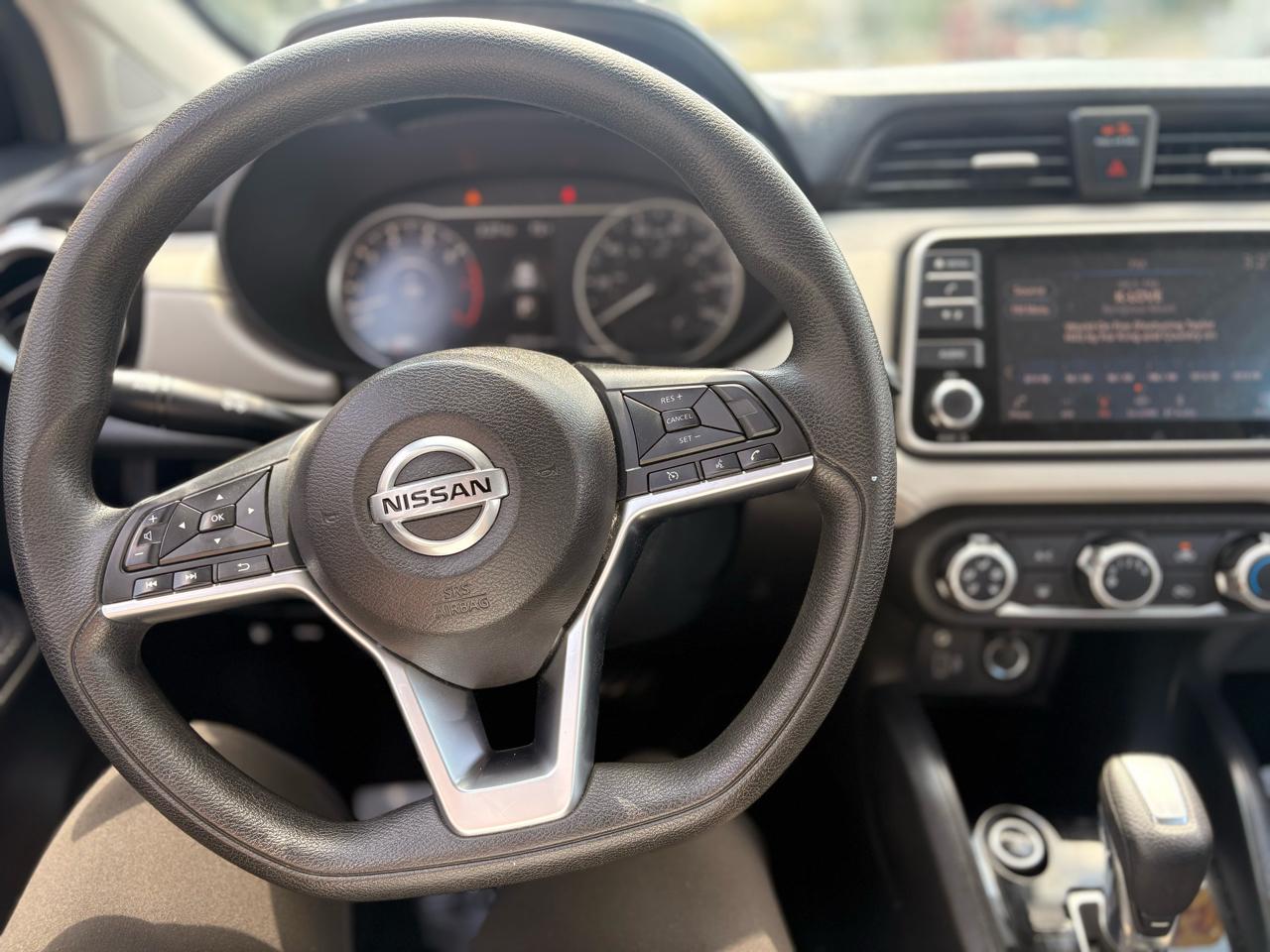 Nissan Versa SV 2021