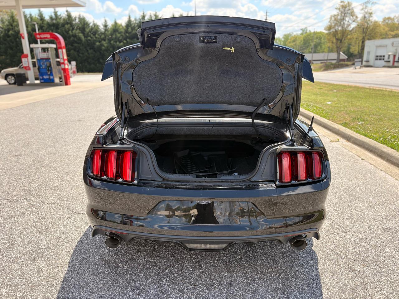 Ford Mustang GT convertible 2015
