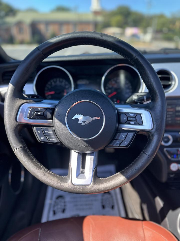 Ford Mustang GT convertible 2015