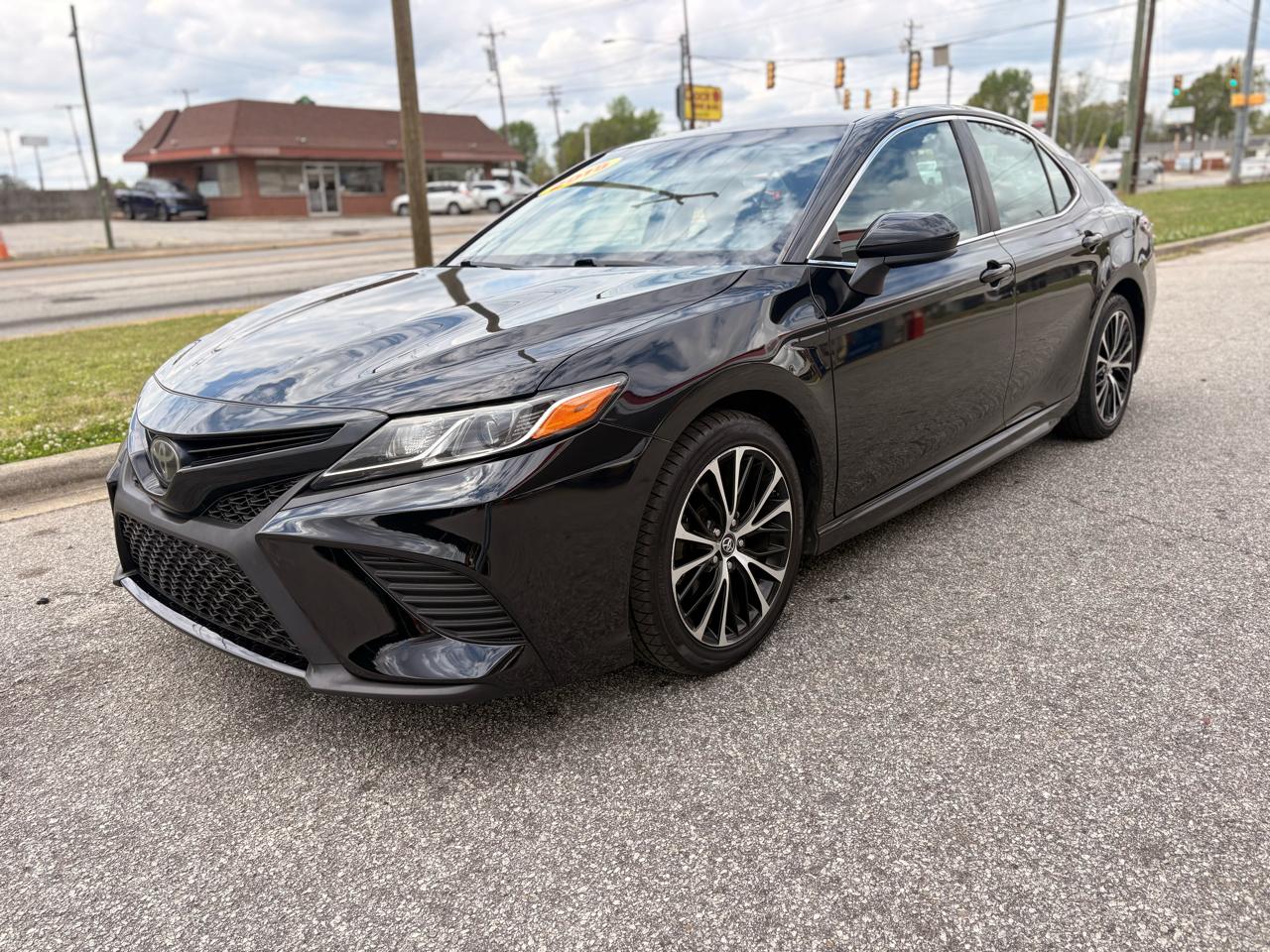 Toyota Camry LE 2018