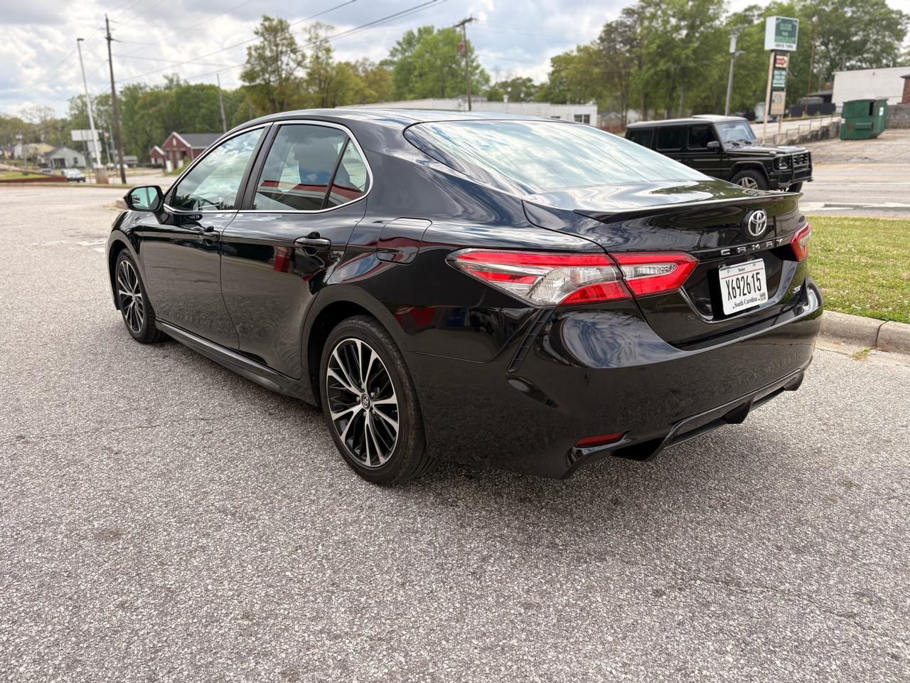 Toyota Camry LE 2018