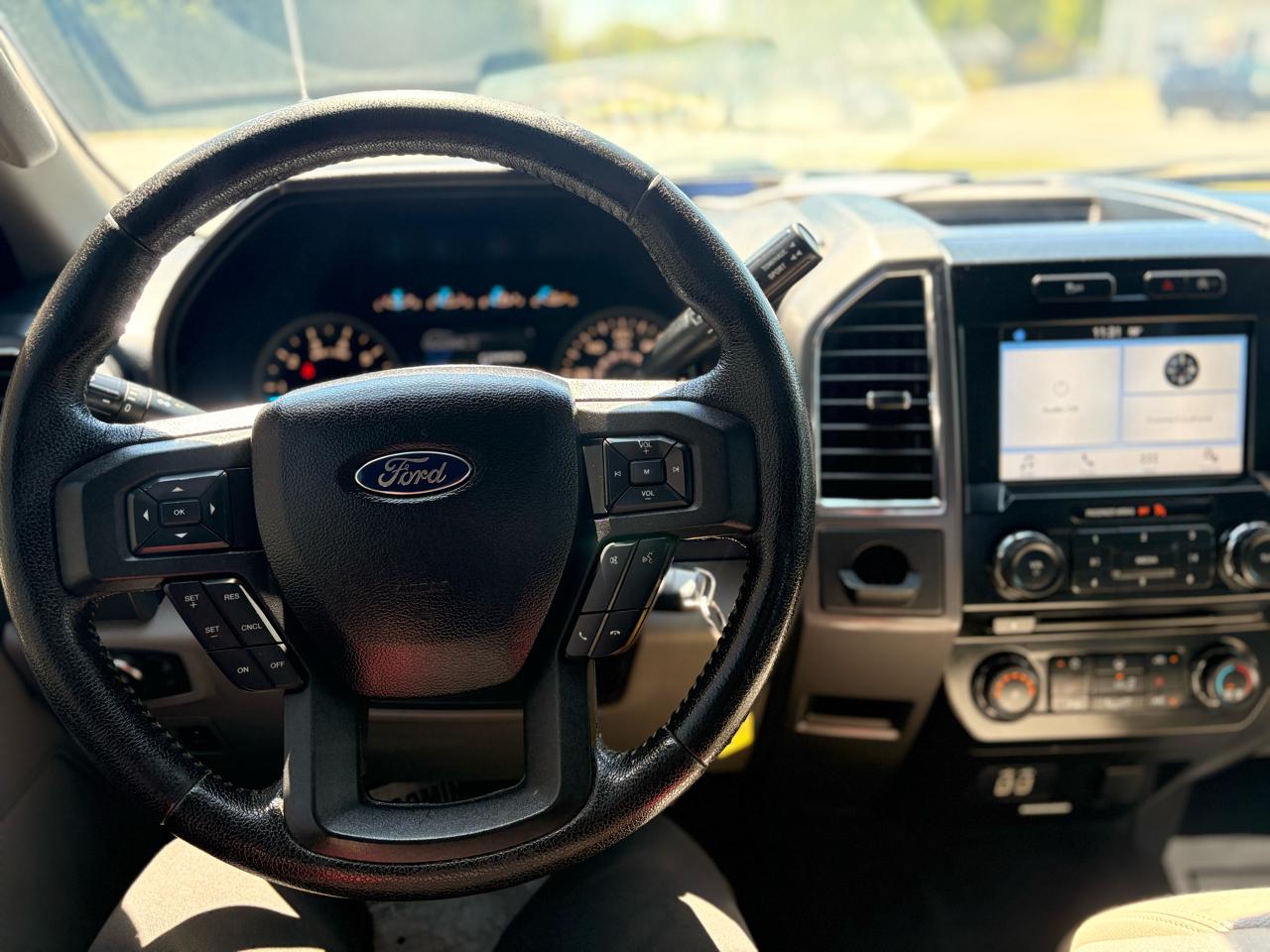 Ford F-150 XLT SuperCrew 5.5-ft. Bed 2WD 2016